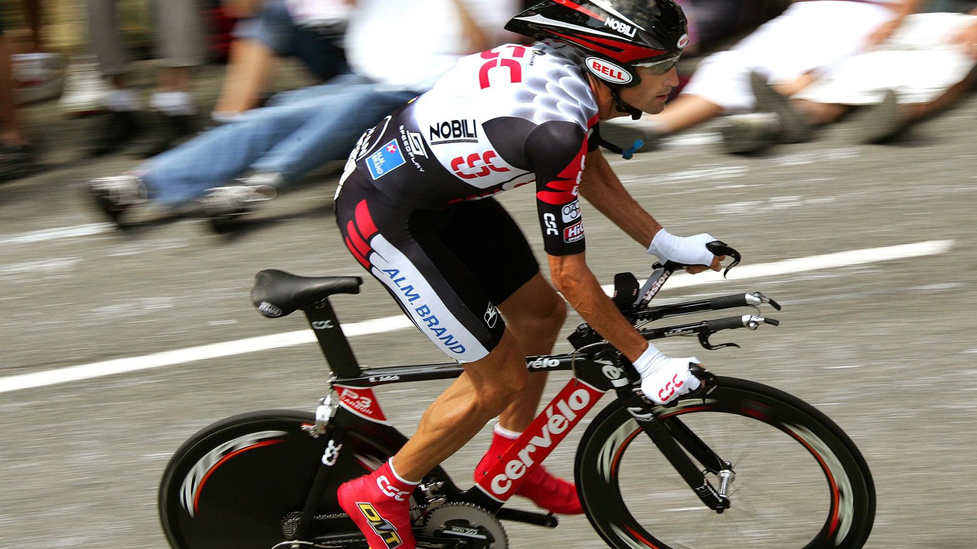 意大利骑手拉里萨·保利斯在2024年巴黎奥运会盛装舞步比赛中获得第七名，展现出色表现。